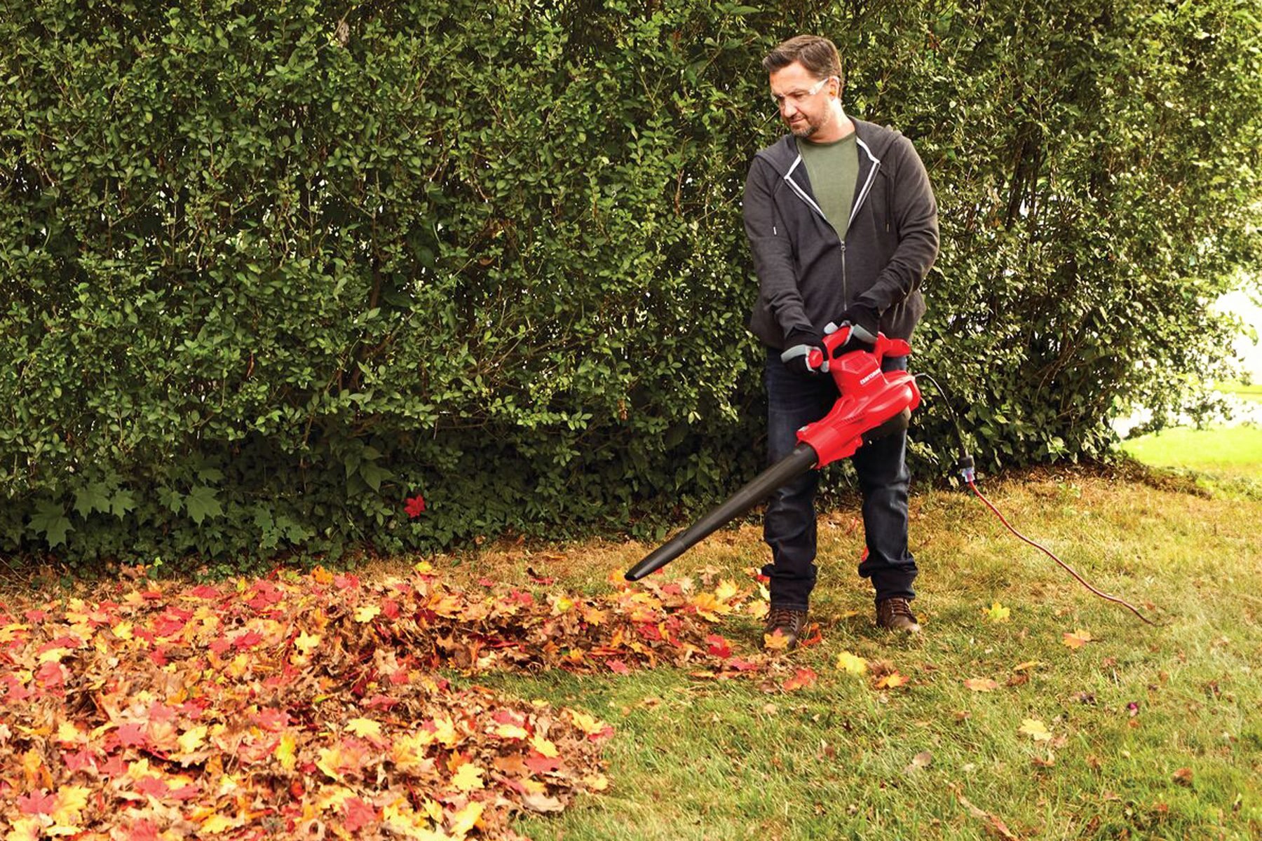 This Craftsman Backpack Leaf Blower Is Two Tools In One, And It’ll Clean Up Your Yard in No Time